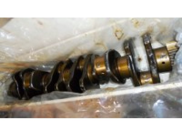 Cummins CRANKSHAFT,ENGINE 3944243 для Cummins